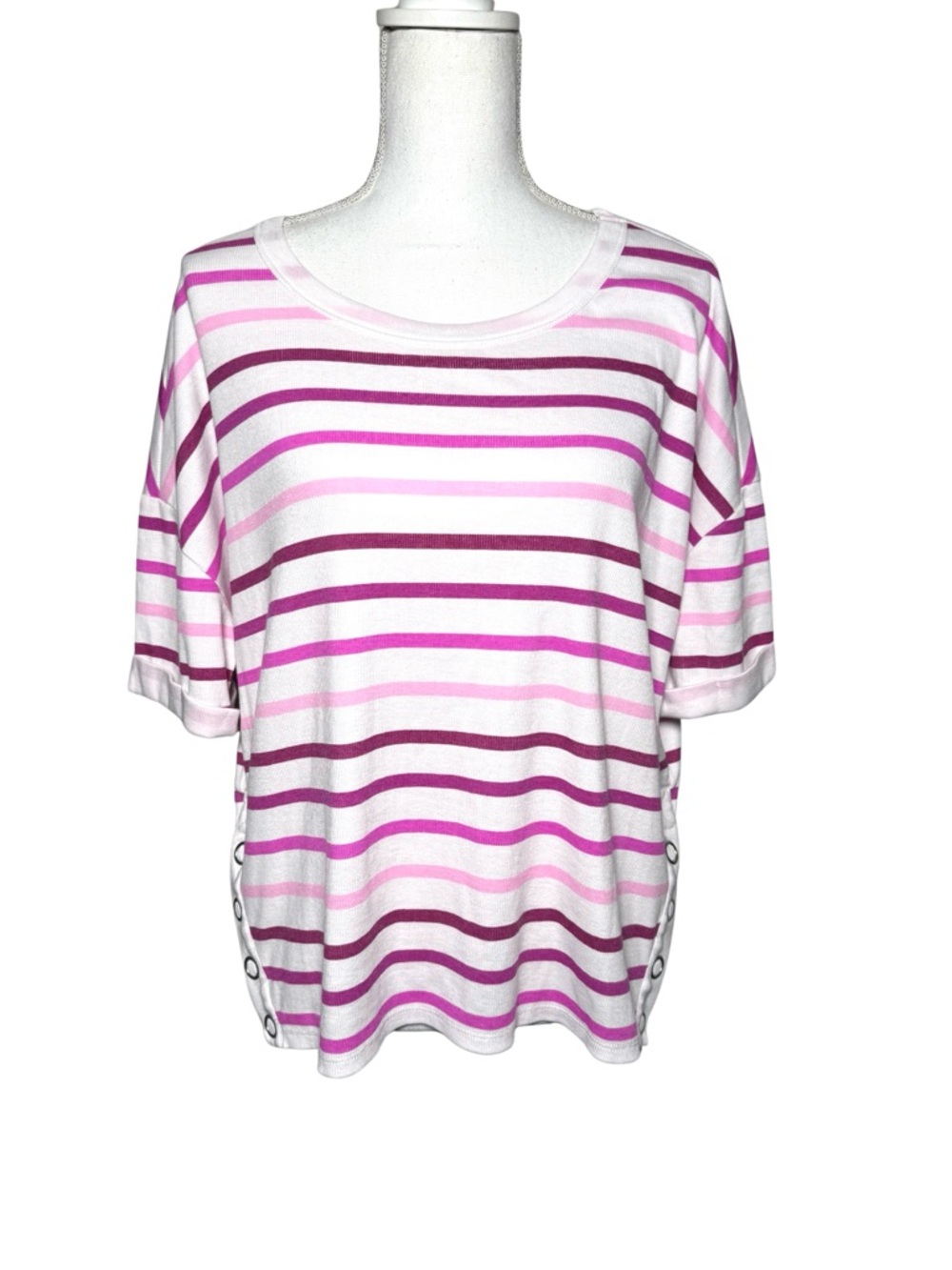 Chaser White‎ Tee with Pink & Magenta Stripes Side Snaps Women Oversized Small
